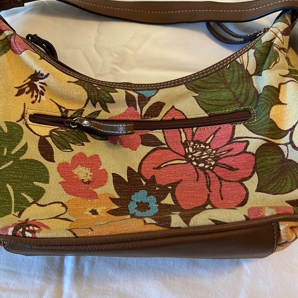 Cute Floral Purse - Picture 3 of 5